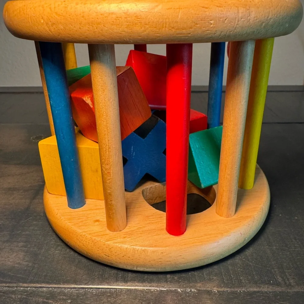 Walter wooden Shape Sorter